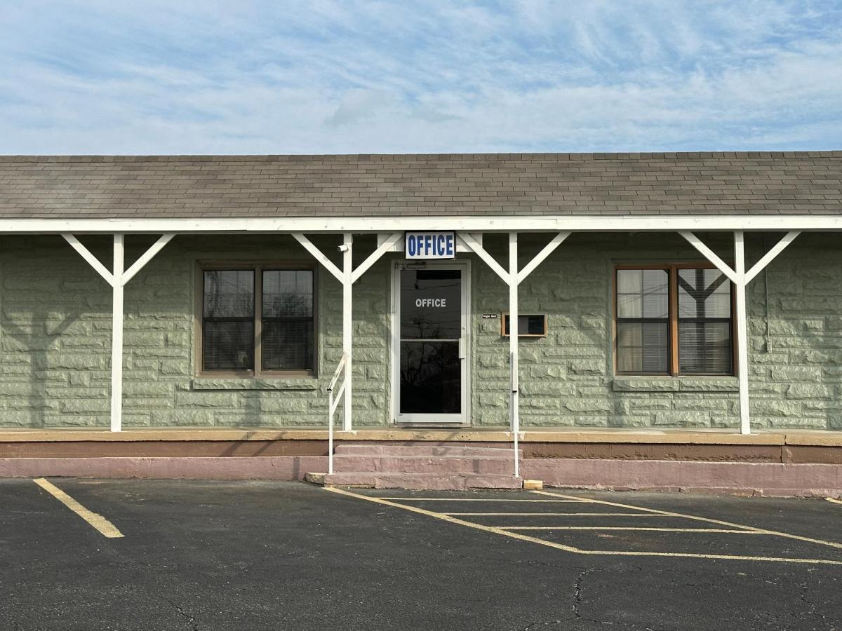 Llano Motel Екстериор снимка