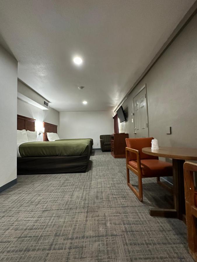 Llano Motel Екстериор снимка